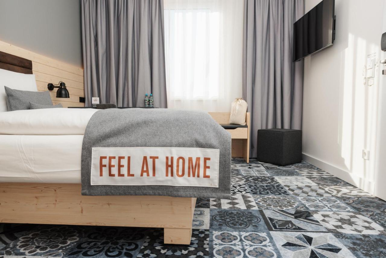 Coffee Fellows Hotel Muenchen-Freiham Екстериор снимка